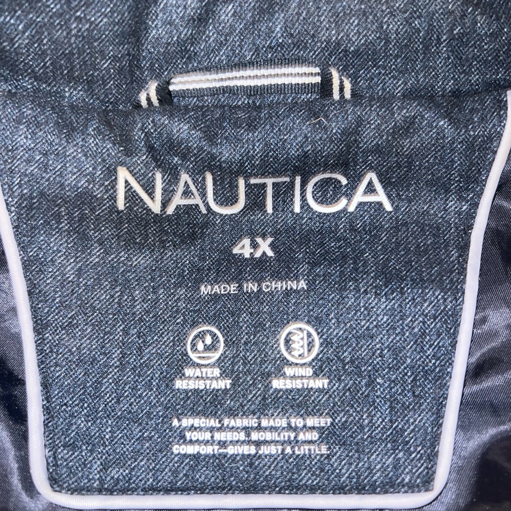 Nautica Men's Blue puffer jacket